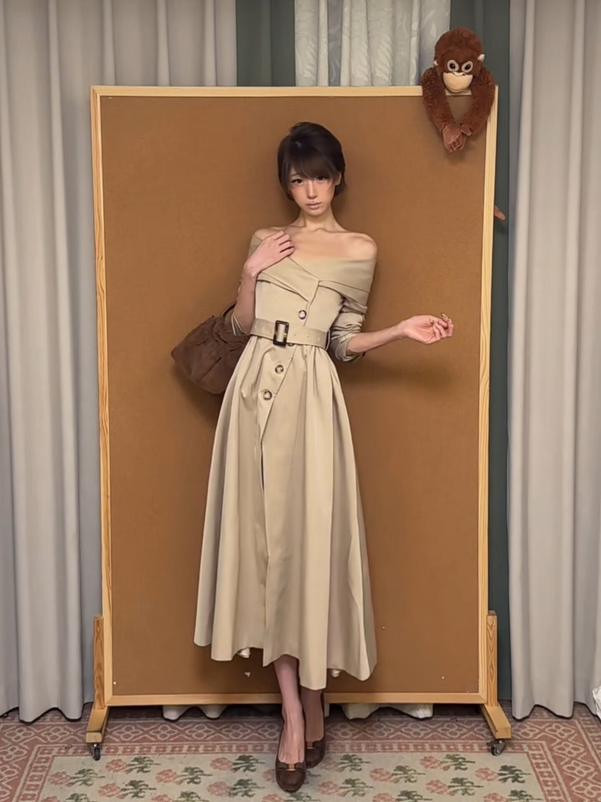 British-Style Off-Shoulder Khaki Trench Coat