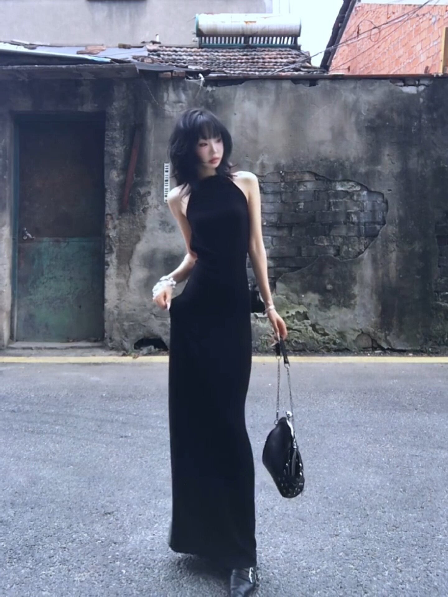 Halter sleeveless dress