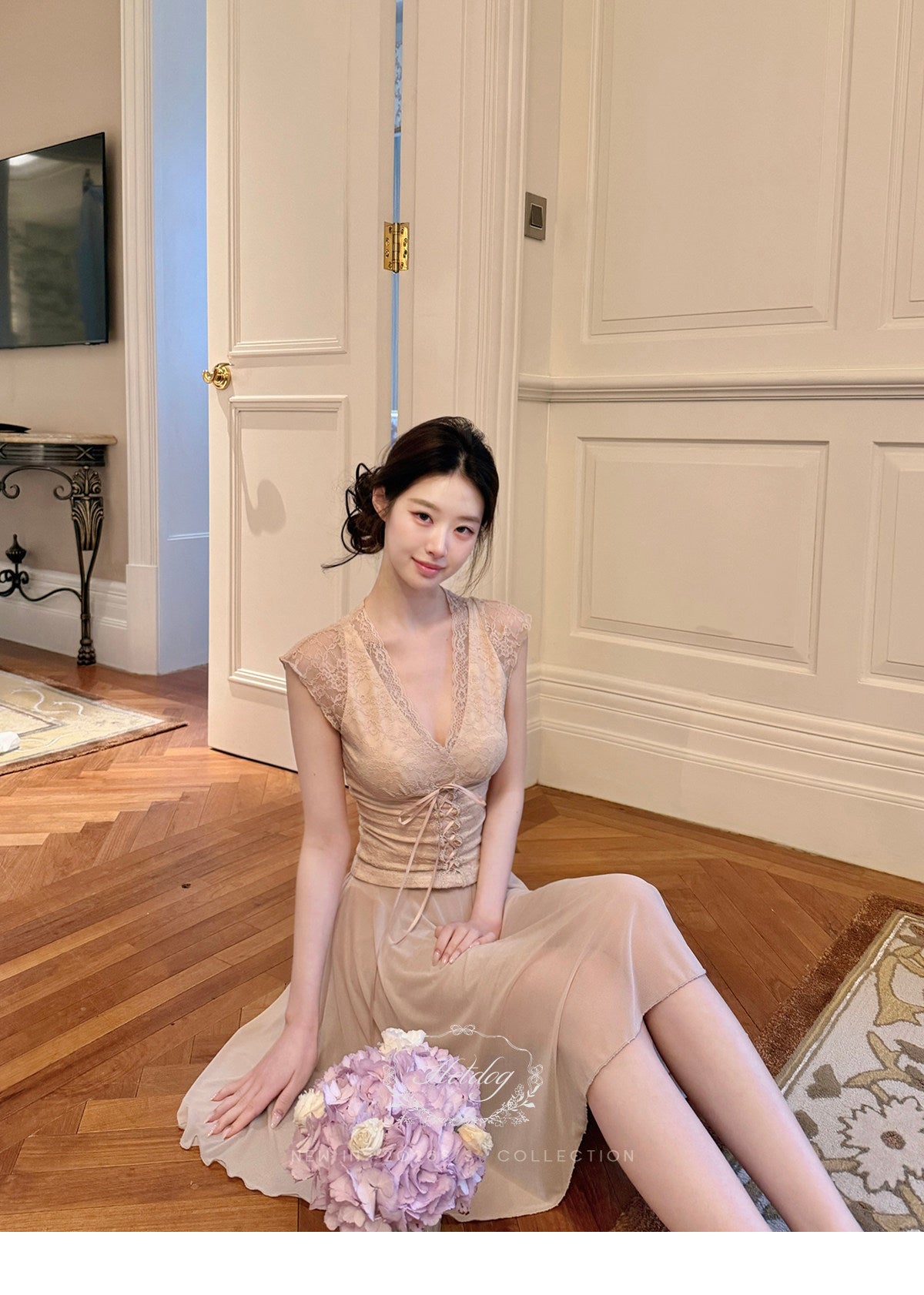 Lace Tie Top / Irregular Hem Skirt Elegant Set