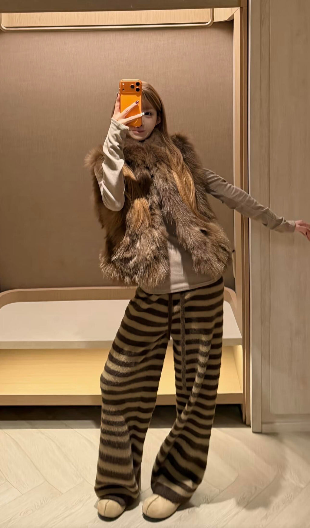 Fall/Winter Stand-Collar Sleeveless Faux Fur Vest