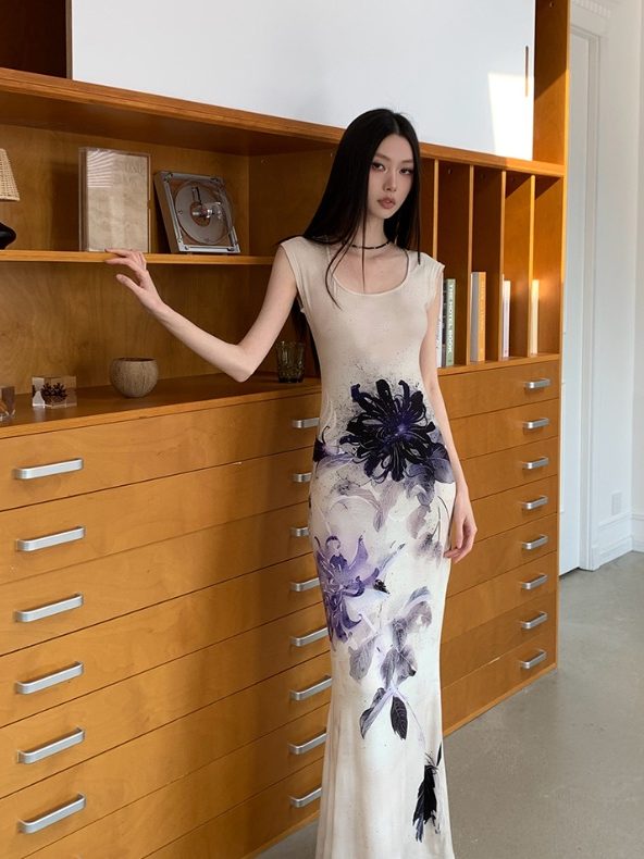 Printed Form-Fitting Maxi Dress