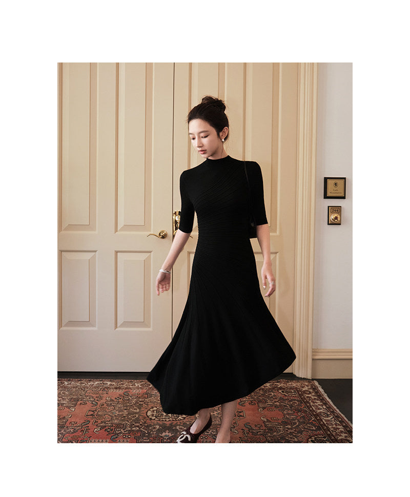 Women's Black Textured Pleated Dress with Stand Collar and Slim Fit