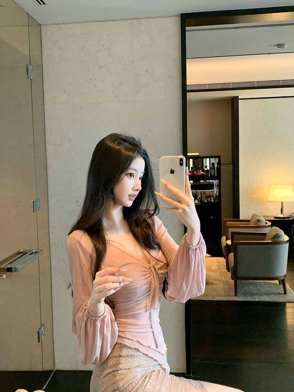 스트랩 러치 상의 & 레이스 스커트 투피스 세트