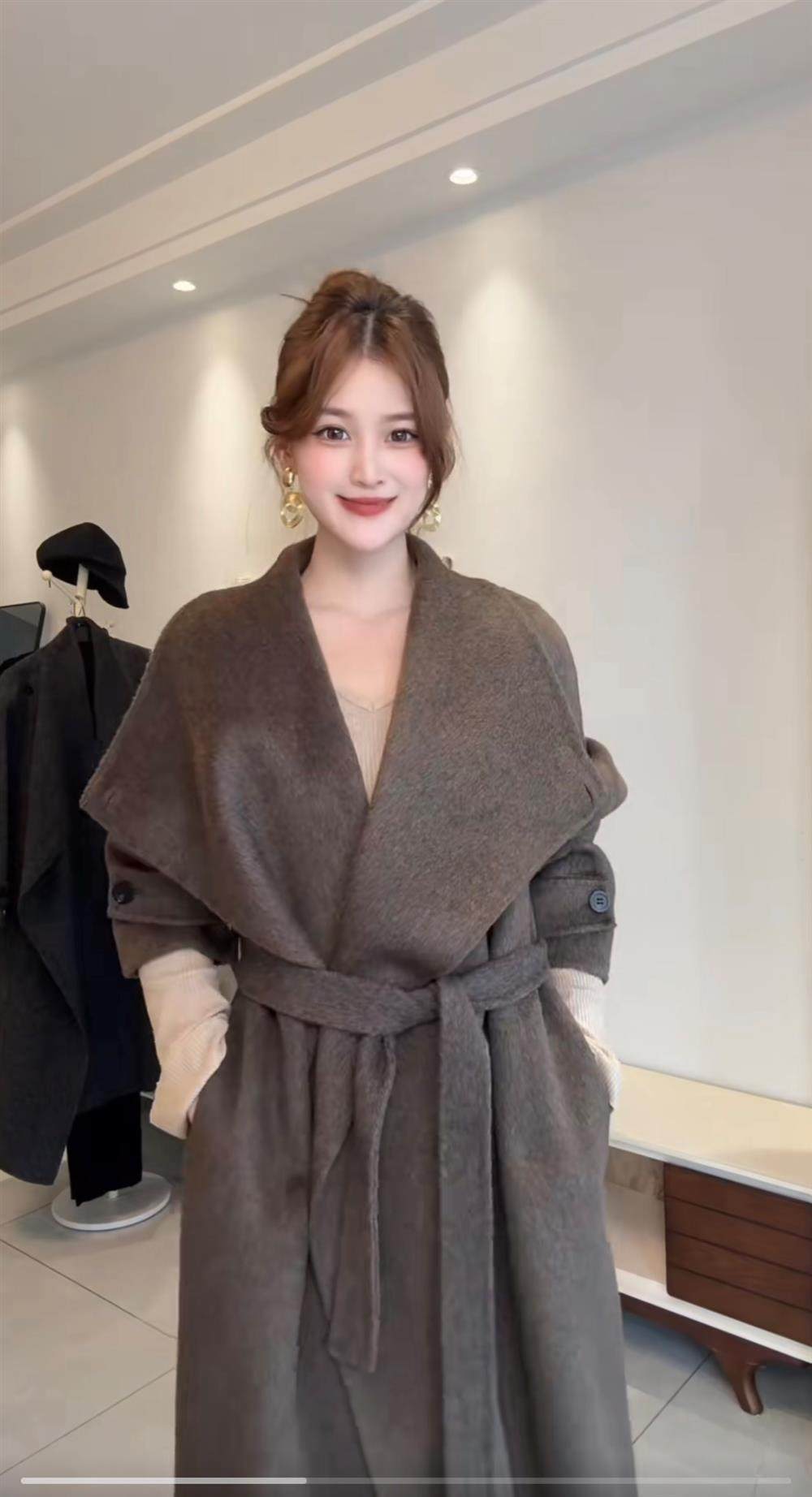 Women's Mid-Length Double-Faced Wool Coat
