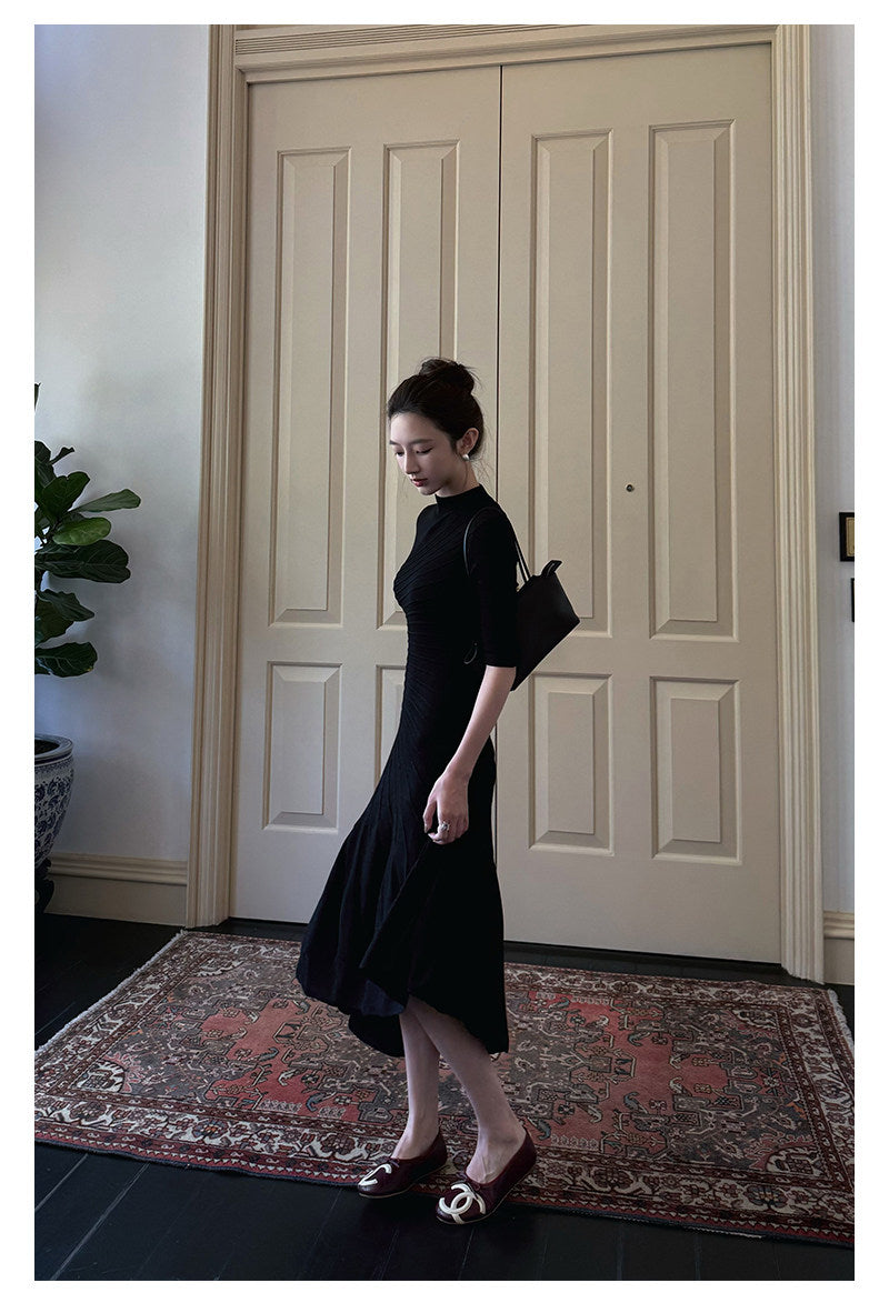 Women's Black Textured Pleated Dress with Stand Collar and Slim Fit