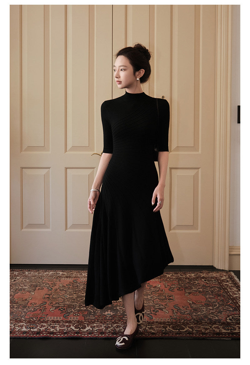Women's Black Textured Pleated Dress with Stand Collar and Slim Fit