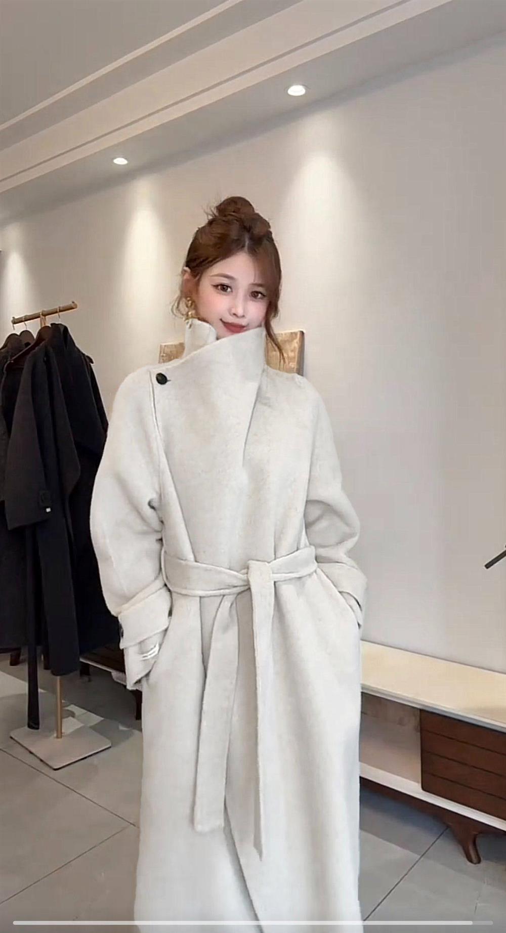 Women's Mid-Length Double-Faced Wool Coat