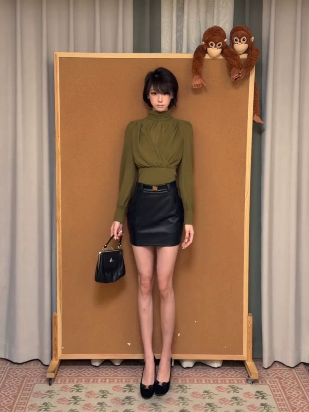 Women's Sophisticated Green High-Neck Chiffon Blouse & Bodycon Leather Skirt Set