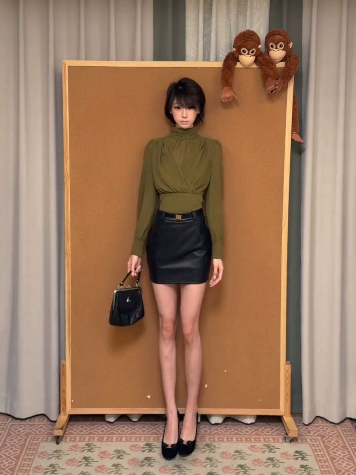 Women's Sophisticated Green High-Neck Chiffon Blouse & Bodycon Leather Skirt Set