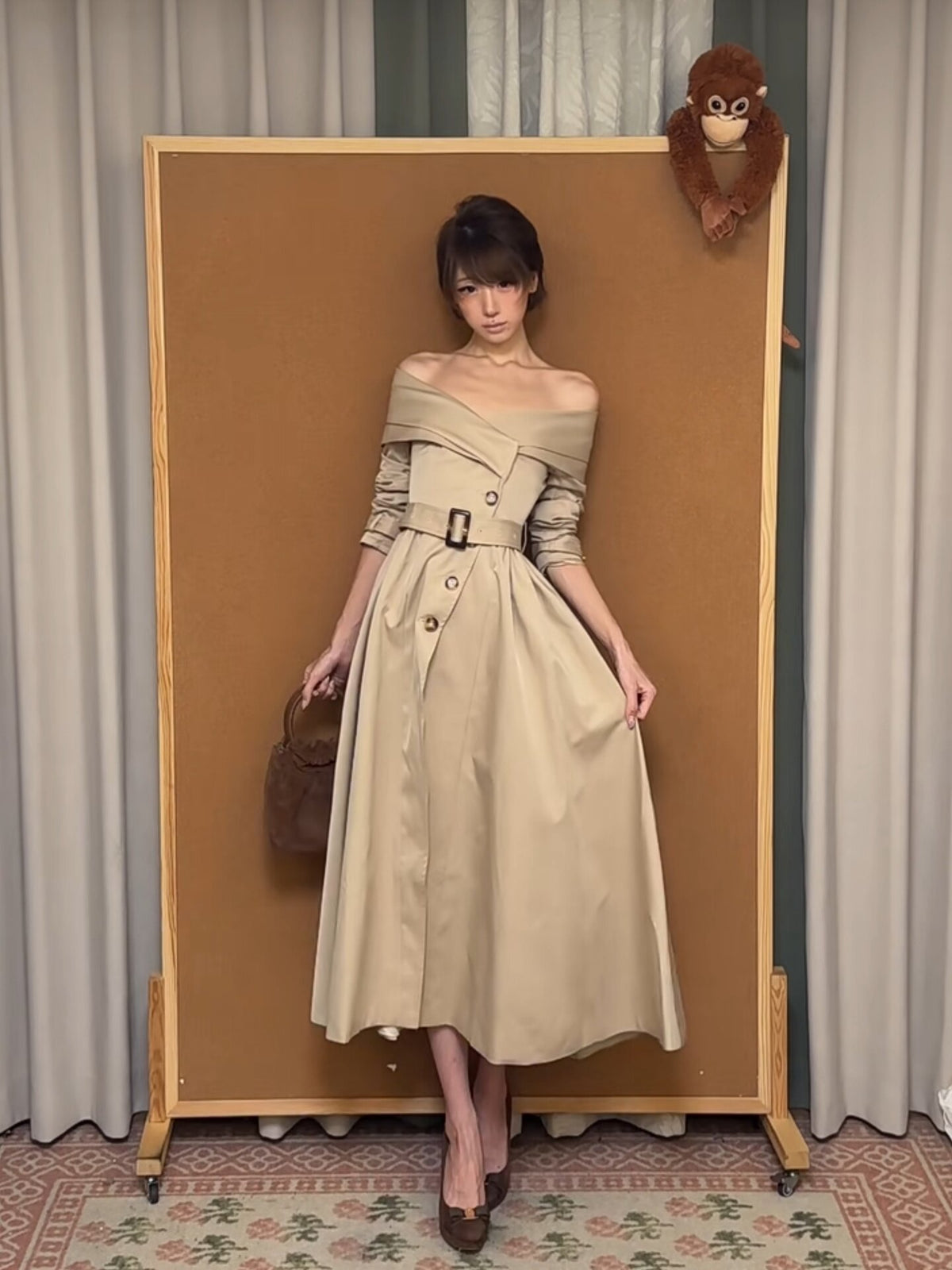 British-Style Off-Shoulder Khaki Trench Coat