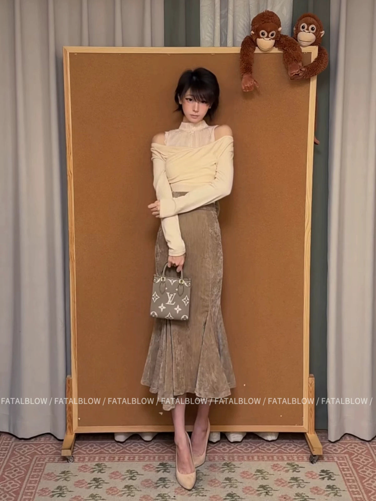 Women's Korean-Style Faux Two-Piece Knit Sweater & Fitted Mermaid Maxi Skirt Set