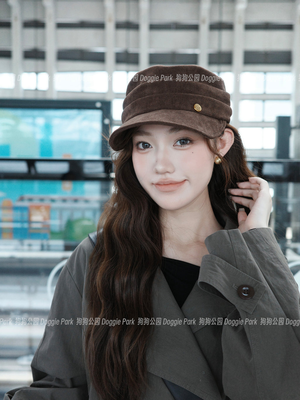골드 라벨 소프트 스웨이드 플랫 탑 캡