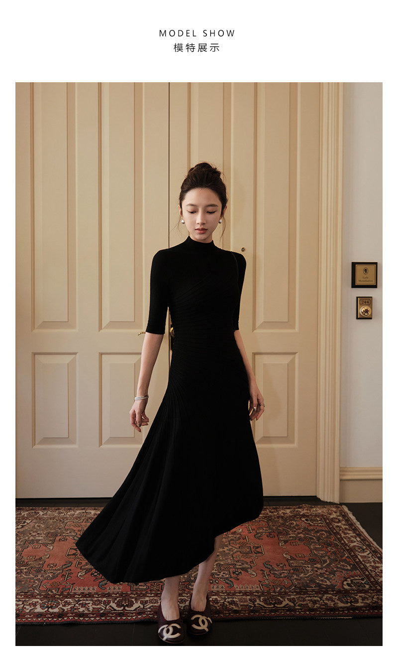 Women's Black Textured Pleated Dress with Stand Collar and Slim Fit