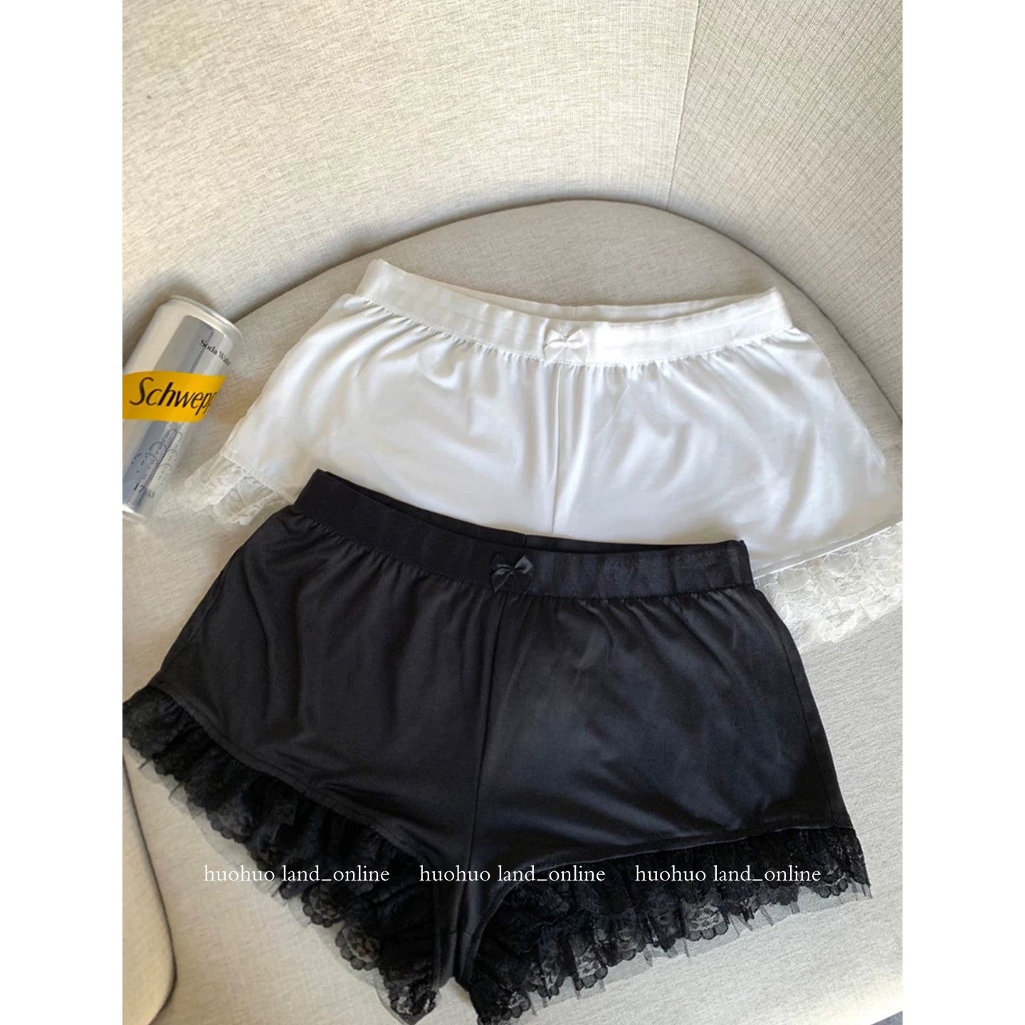 Vintage Nailed Buckle Skinny High Waist  Shorts