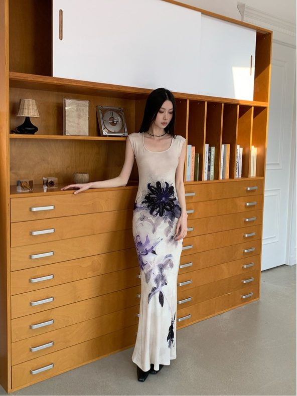 Printed Form-Fitting Maxi Dress