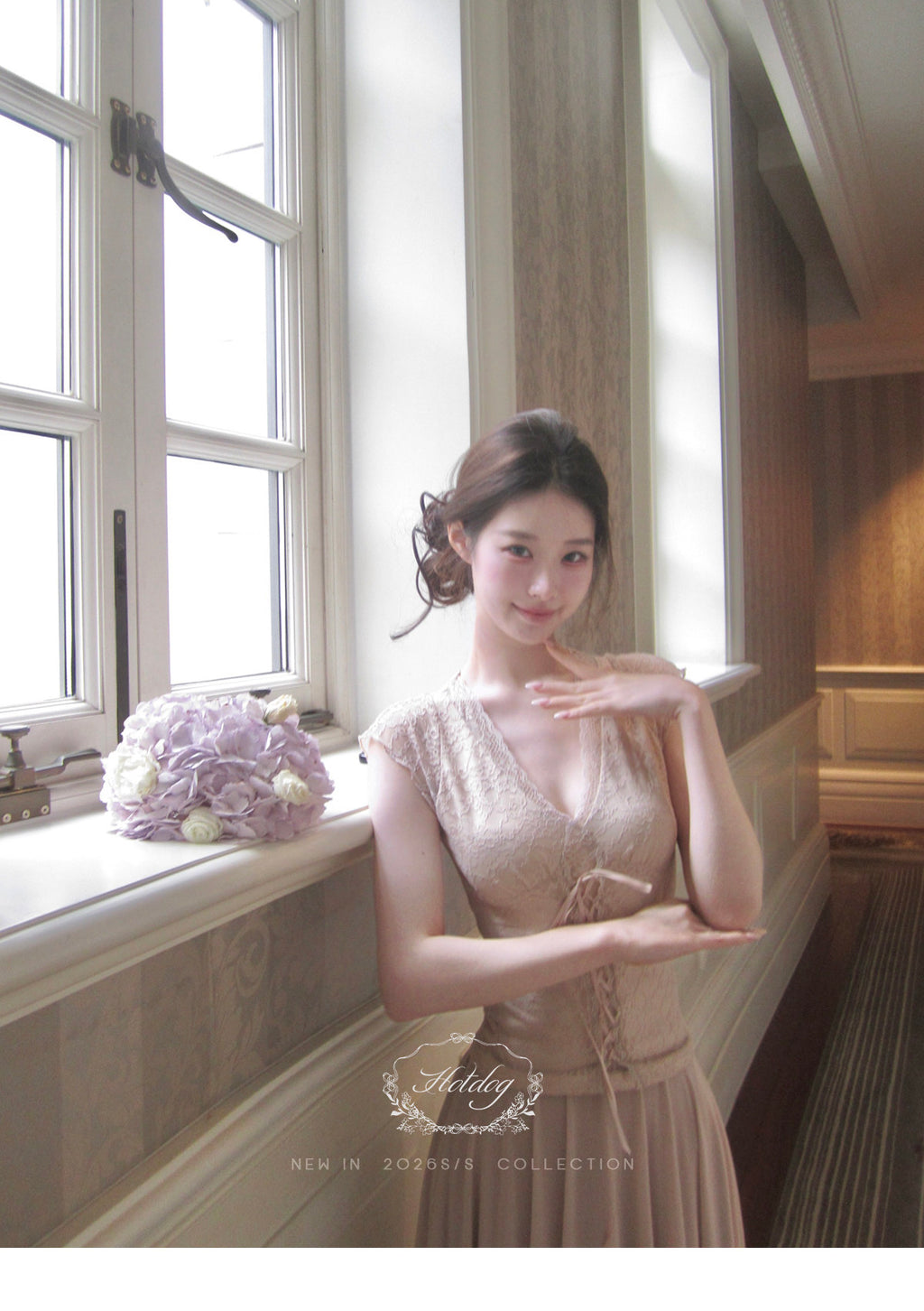 Lace Tie Top / Irregular Hem Skirt Elegant Set