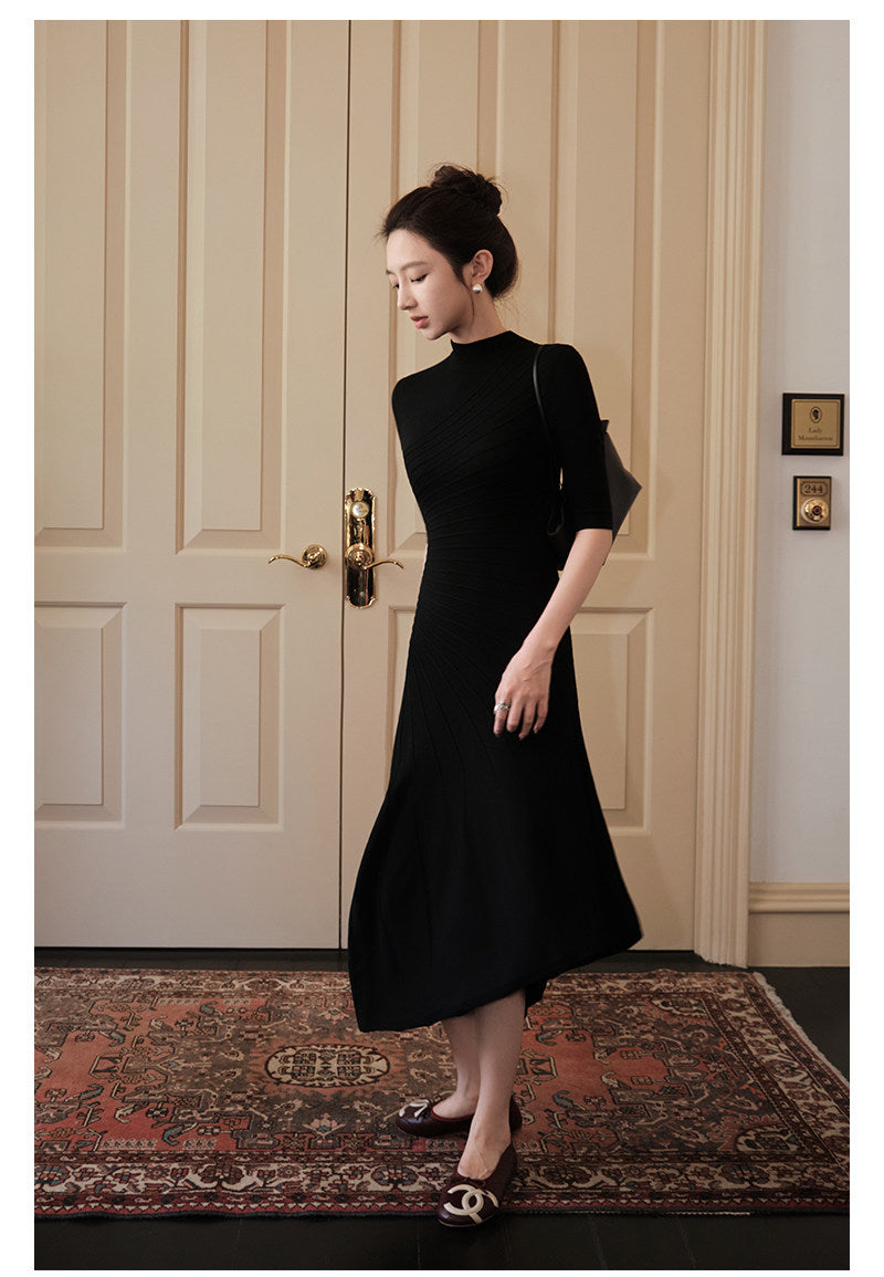 Women's Black Textured Pleated Dress with Stand Collar and Slim Fit