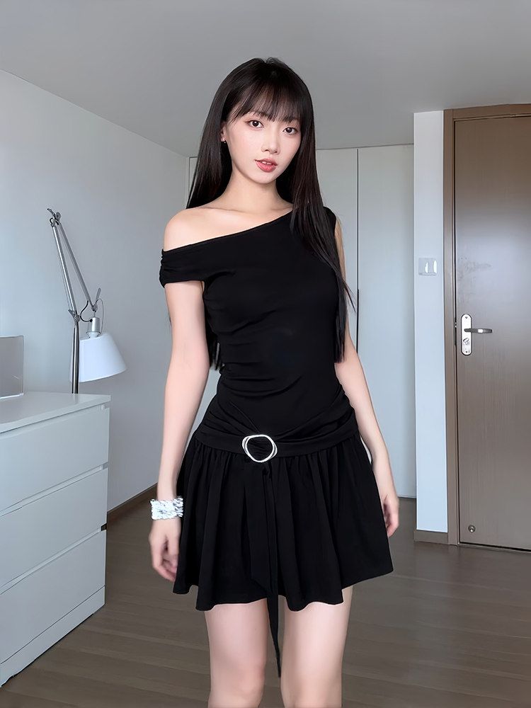 One Shoulder Ruched Black Dress Y2K Slim Fit Mini Dress