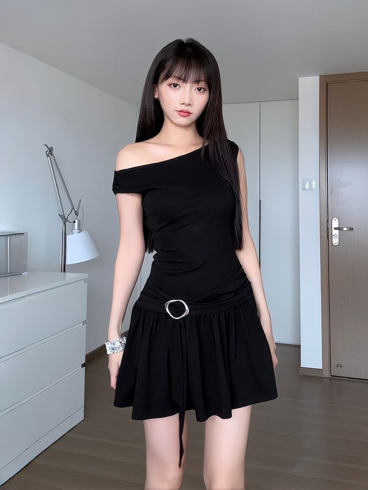 One Shoulder Ruched Black Dress Y2K Slim Fit Mini Dress