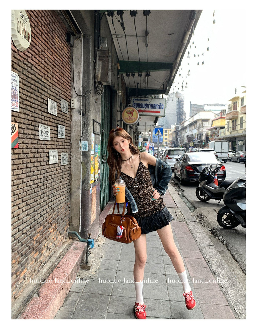 Heart Belt Pleated PU Leather Skirt