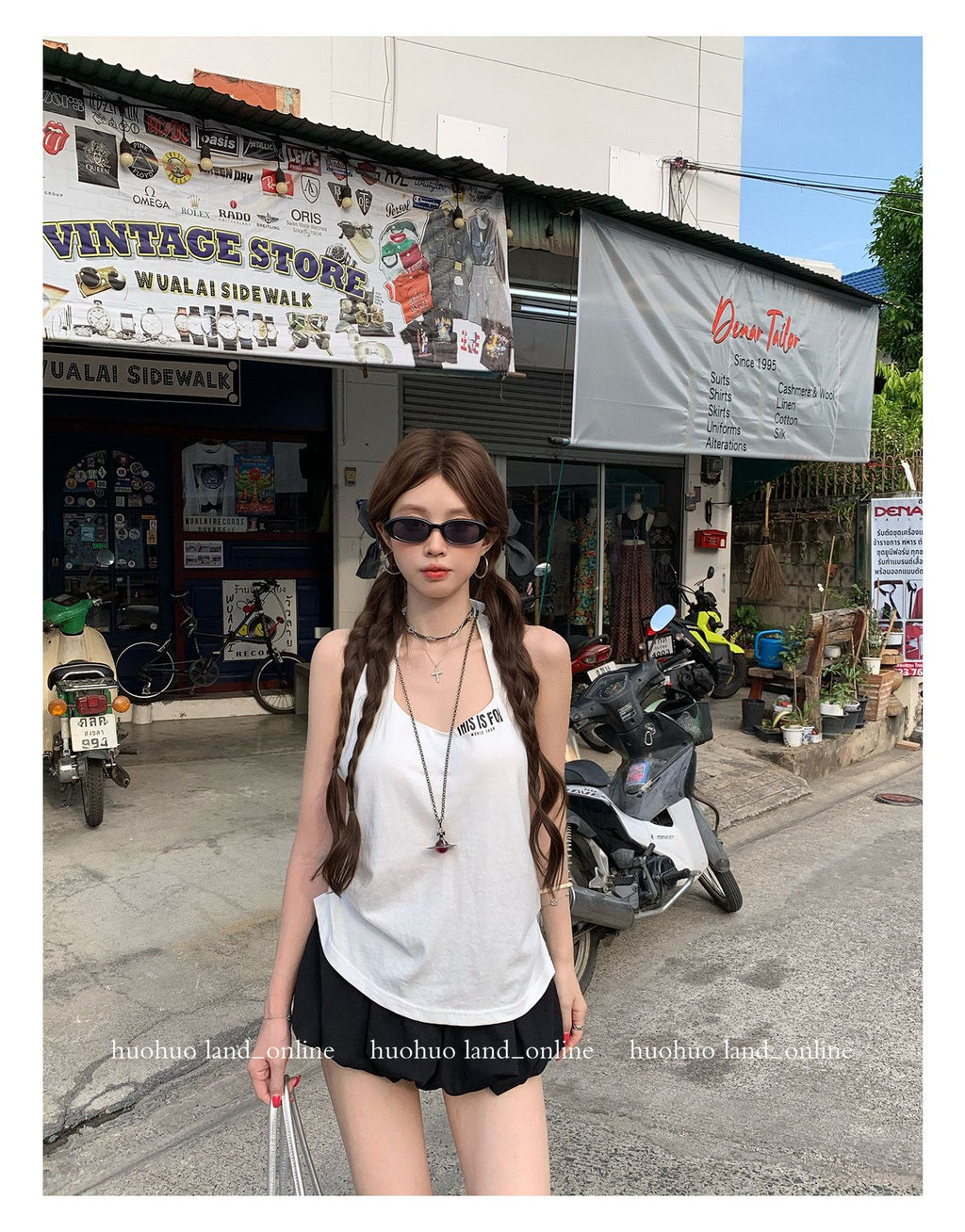 Height-enhancing Slimming Bud Flare Mini Skirt