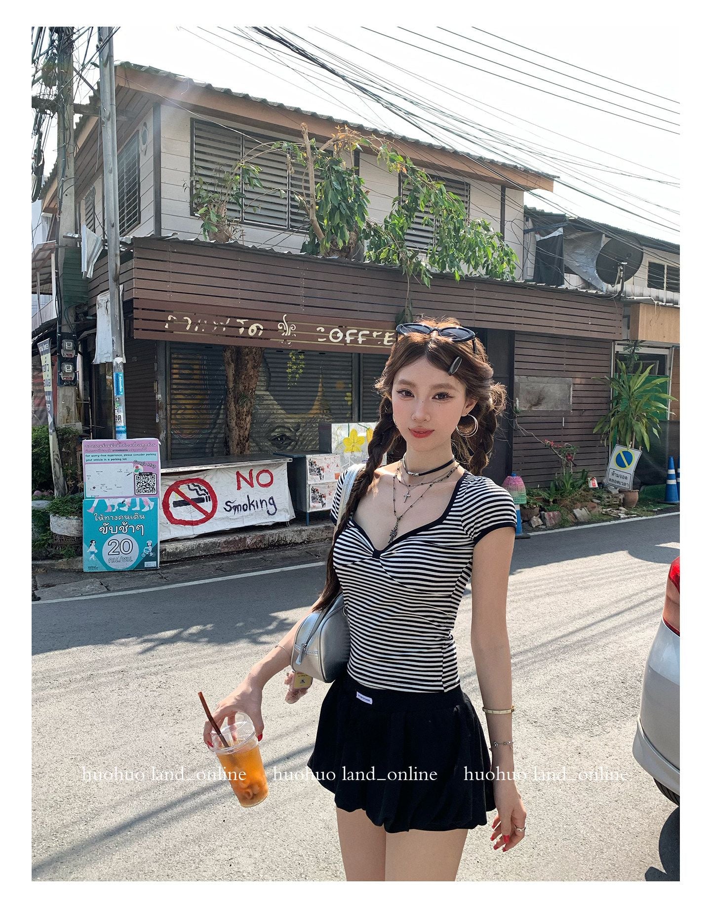 Height-enhancing Slimming Bud Flare Mini Skirt