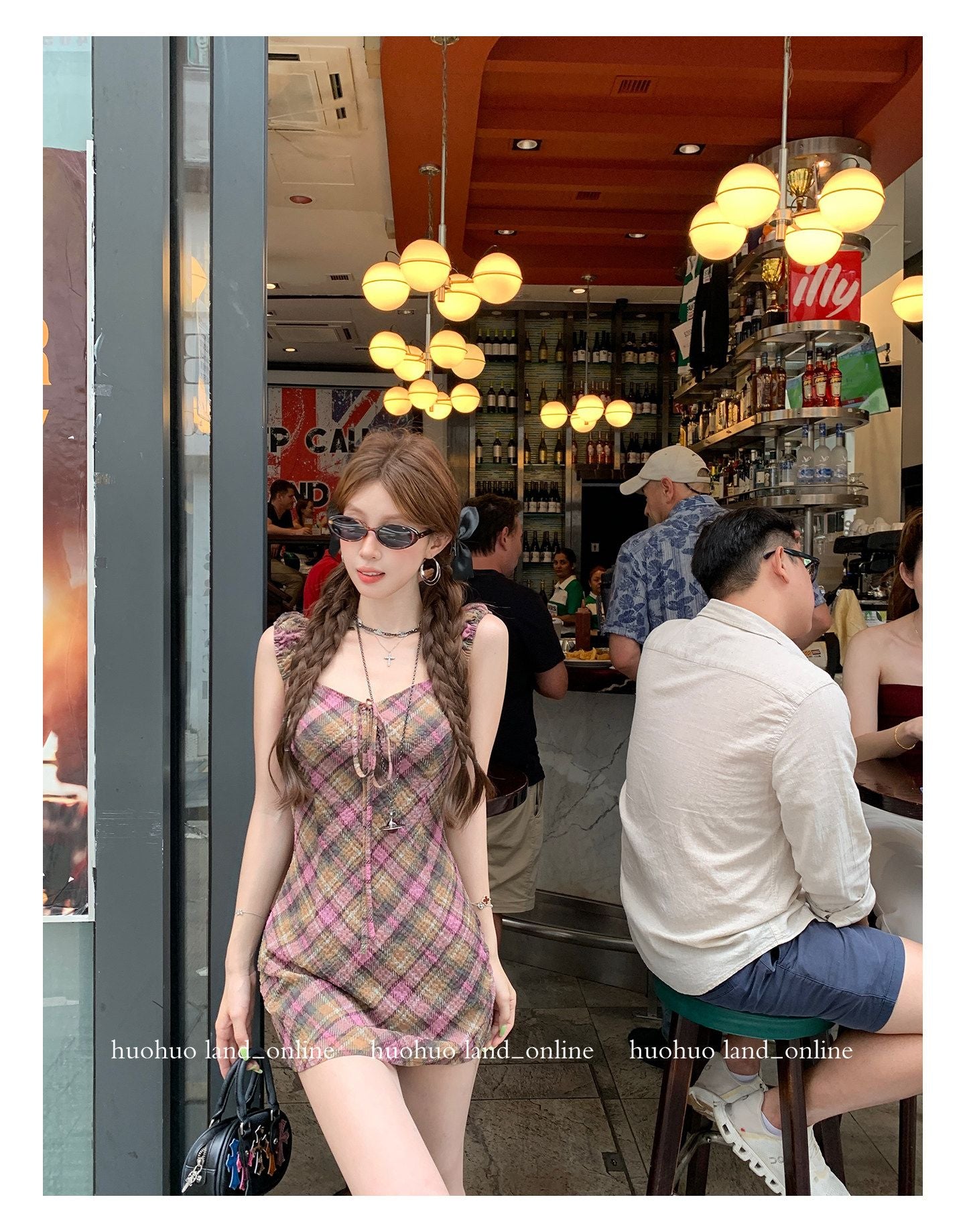 Vintage Plaid Waist-cinched Dress