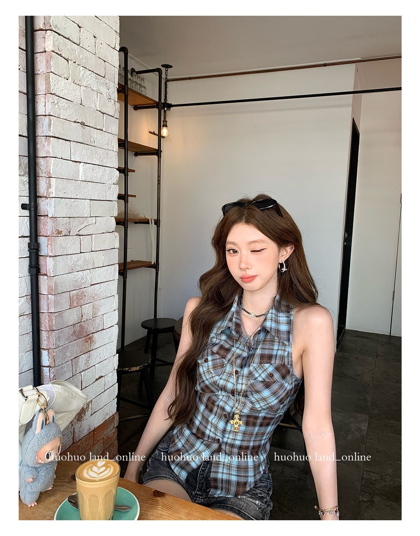 Collared Plaid Sleeveless Shirt