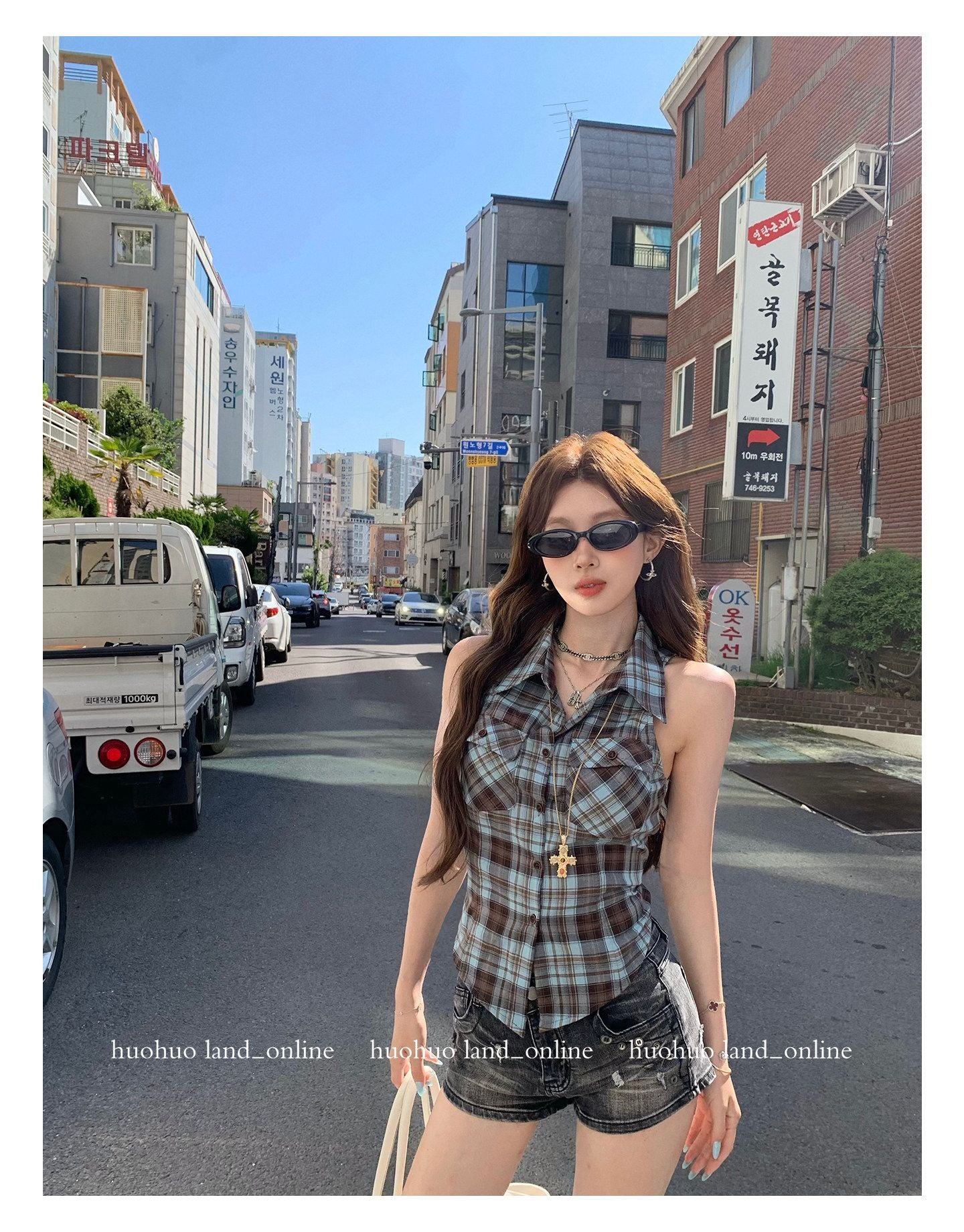 Collared Plaid Sleeveless Shirt