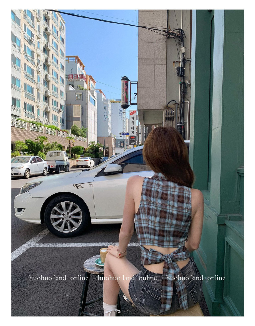 Collared Plaid Sleeveless Shirt