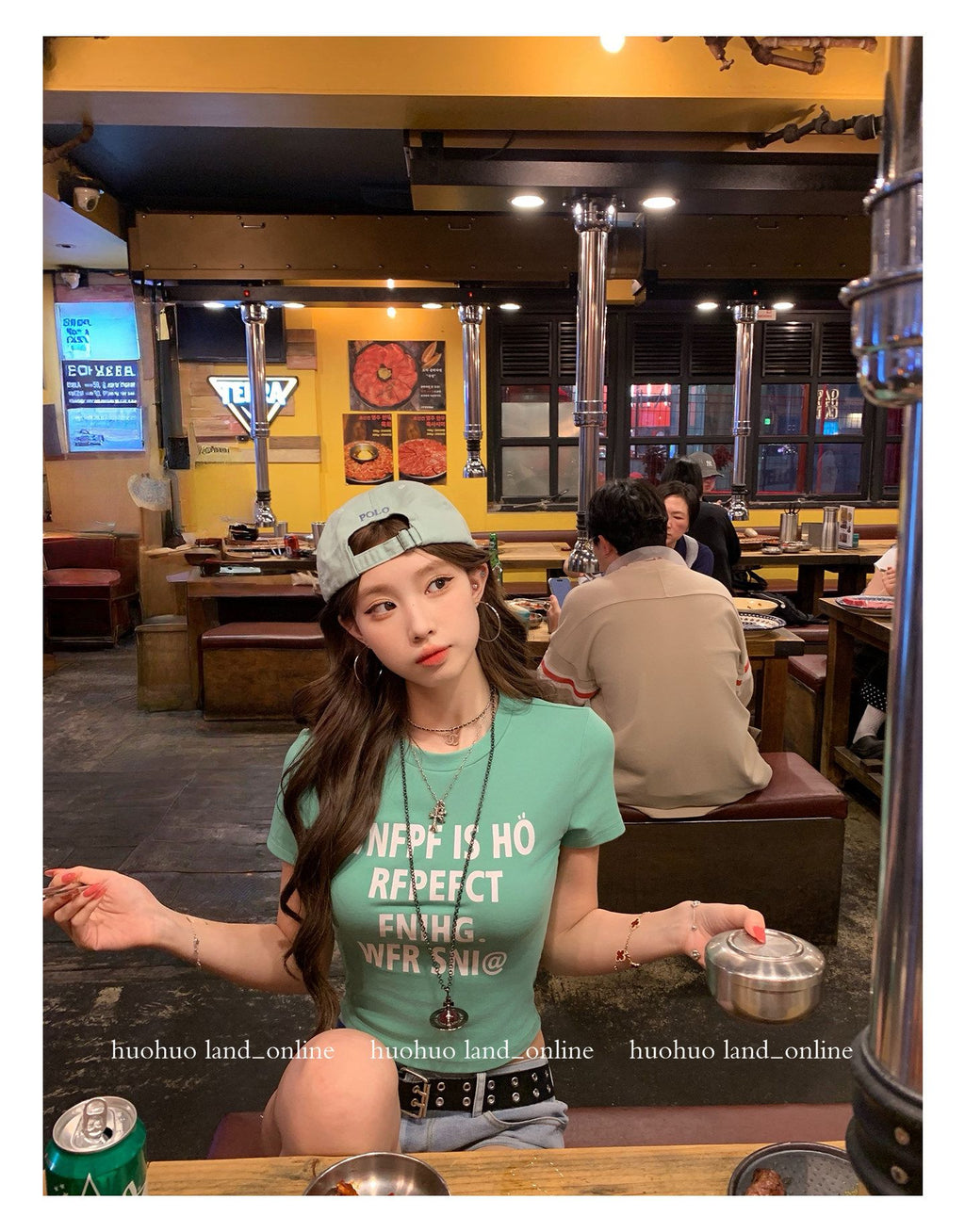 Color Block Letter Print Regular Shoulder Waist Cinched T-shirt