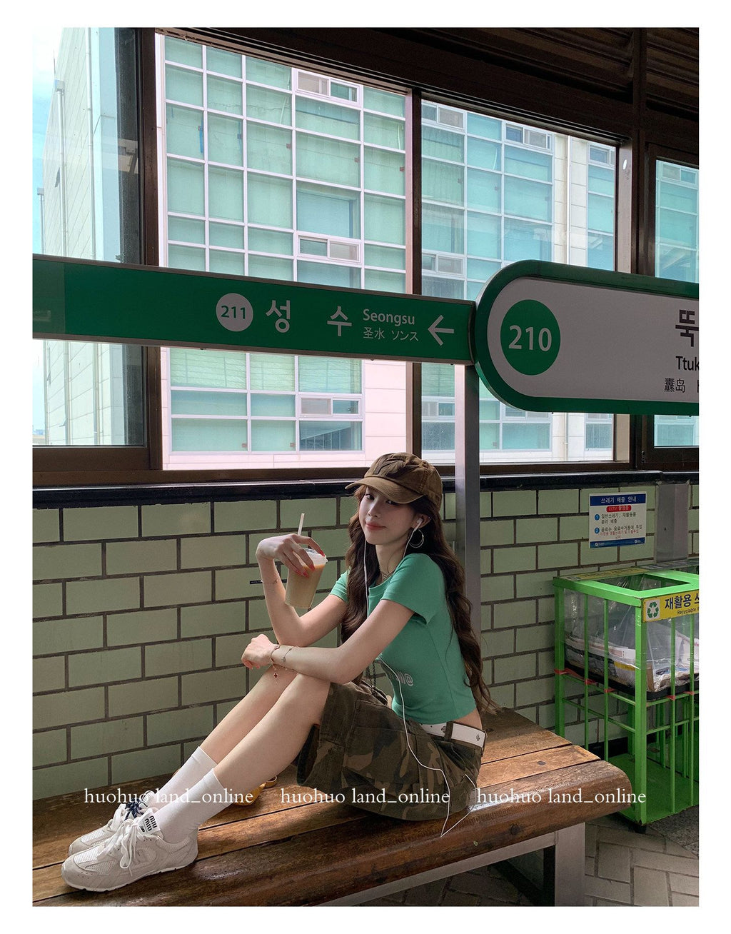 Color Block Letter Print Regular Shoulder Waist Cinched T-shirt