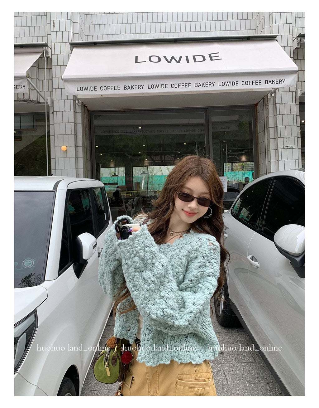 （Pre-sale）Chunky Knit Fuzzy V-Neck Sweater